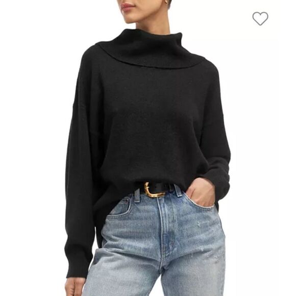 Equipment
Mathild Cashmere Turtleneck Sweater - Picture 1 of 7
